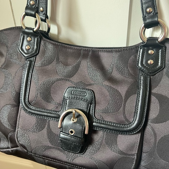 Large Coach Campbell Signature Metallic Purse - Picture 3 of 9